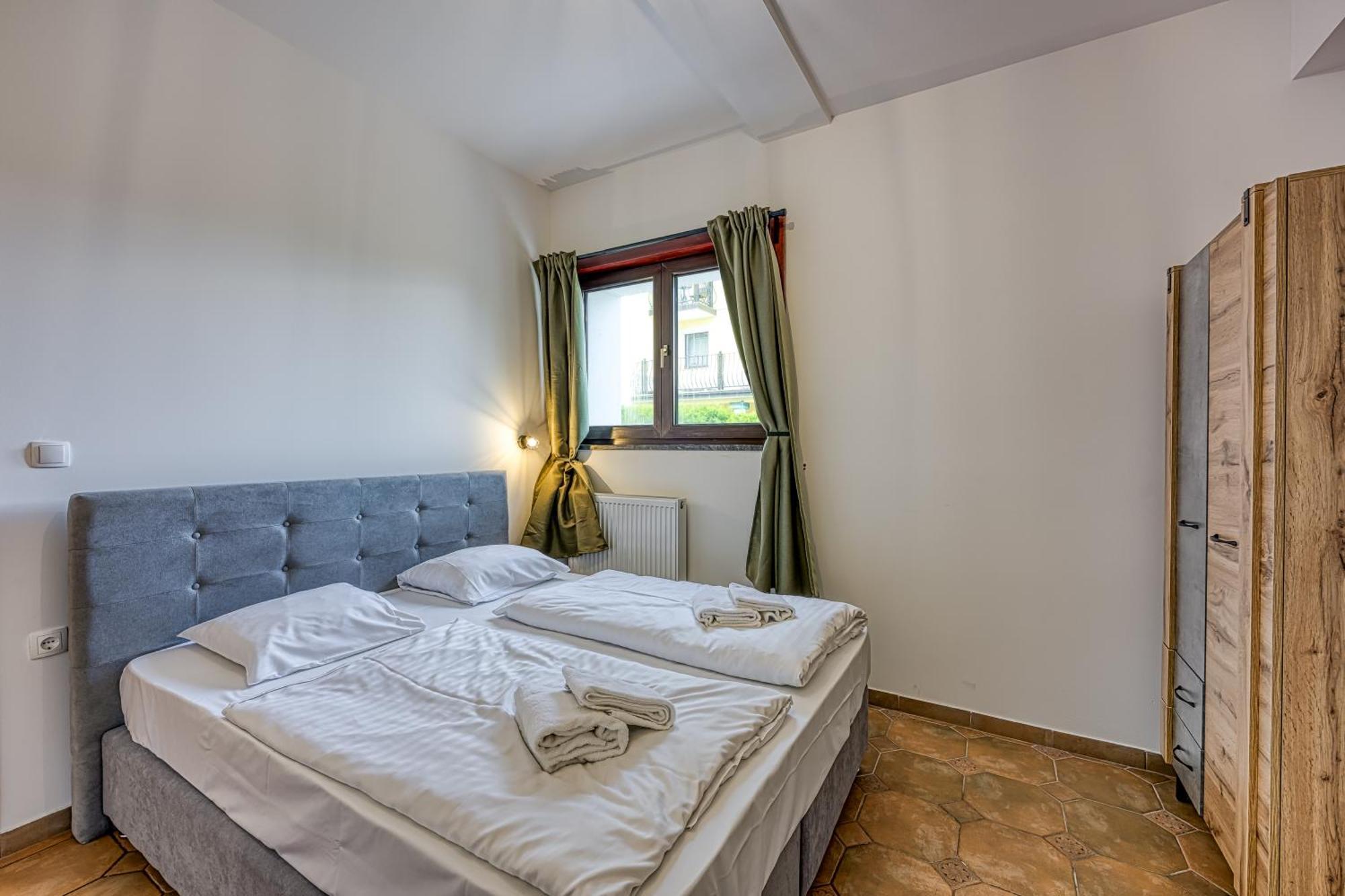 Vila Lisjak - Apartments Podcetrtek Room photo
