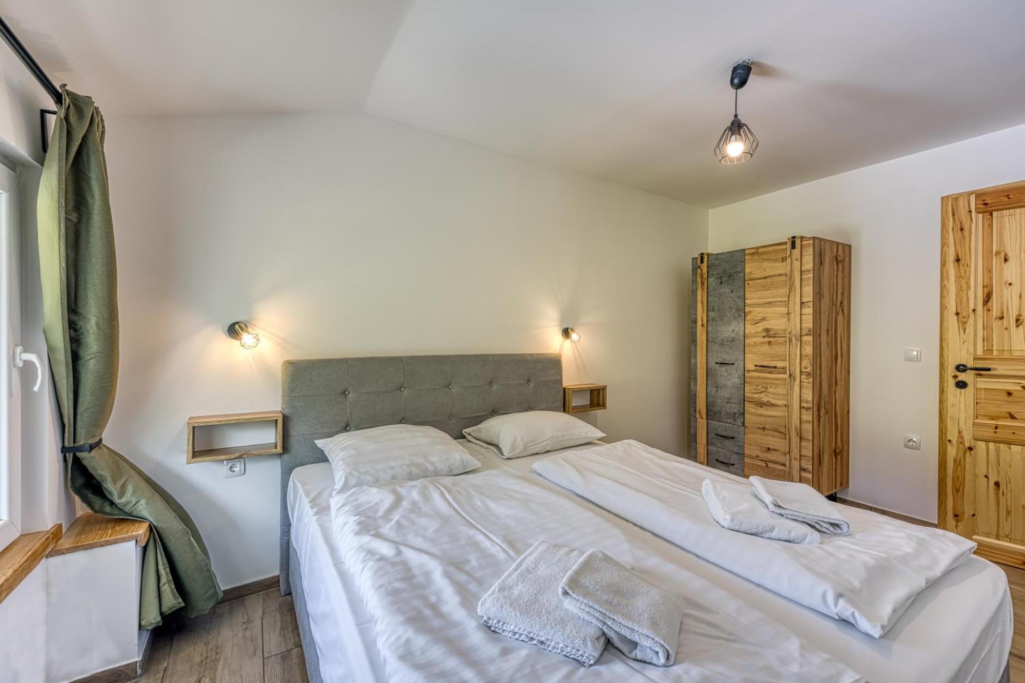 Vila Lisjak - Apartments Podcetrtek Room photo